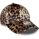 verstellbare-damenkappe-9forty-leo-velour-mit-gebogenem-schirm-im-leopardenmuster-von-new-york-yankees-mlb-von-new-era