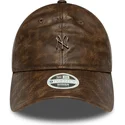 siltovka-zaoblena-hneda-nastavitelny-9twenty-worn-pu-new-york-yankees-mlb-new-era