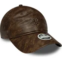 siltovka-zaoblena-hneda-nastavitelny-9twenty-worn-pu-new-york-yankees-mlb-new-era