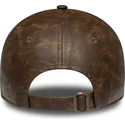 siltovka-zaoblena-hneda-nastavitelny-9twenty-worn-pu-new-york-yankees-mlb-new-era