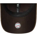 siltovka-zaoblena-hneda-nastavitelny-9twenty-worn-pu-new-york-yankees-mlb-new-era