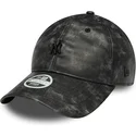 siltovka-zaoblena-cierna-nastavitelny-9twenty-worn-pu-new-york-yankees-mlb-new-era