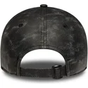 cap-zaoblena-black-adjustable-strap-9twenty-worn-pu-new-york-yankees-mlb-new-era