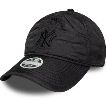 Schwarze verstellbare Damenkappe mit gebogenem Schirm und schwarzem 9TWENTY Padded Logo der New York Yankees MLB von New Era