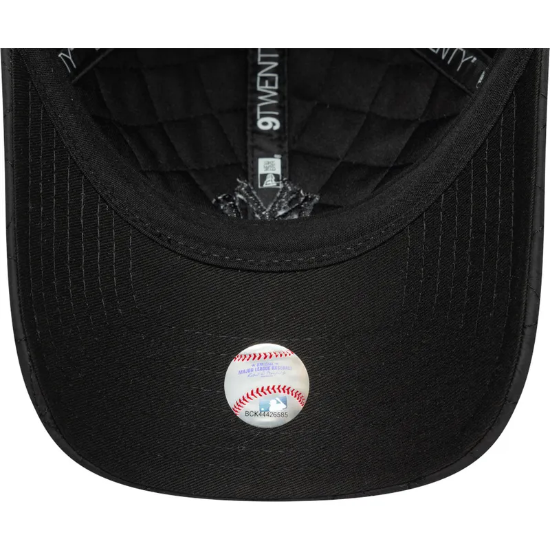 cap-zaoblena-black-adjustable-strap-9twenty-padded-new-york-yankees-mlb-new-era