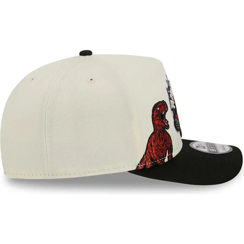 beige-und-schwarze-gebogene-snapback-kappe-9fifty-a-frame-precurved-hardwood-classics-der-toronto-raptors-nba-von-new-era