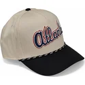 beige-und-schwarze-gebogene-snapback-kappe-rise-structured-der-atlanta-braves-mlb-von-nike