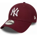 cap-zaoblena-red-adjustable-strap-cardenal-9forty-essential-new-york-yankees-mlb-new-era