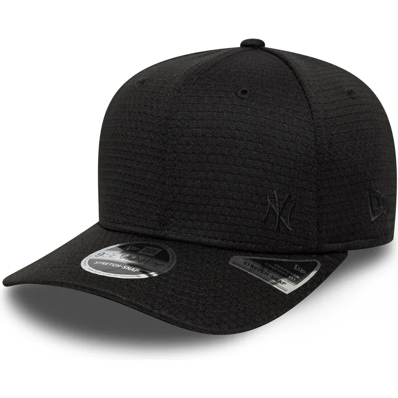 siltovka-zaoblena-cierna-snapback-9seventy-stretch-snap-mesh-flawless-new-york-yankees-mlb-new-era