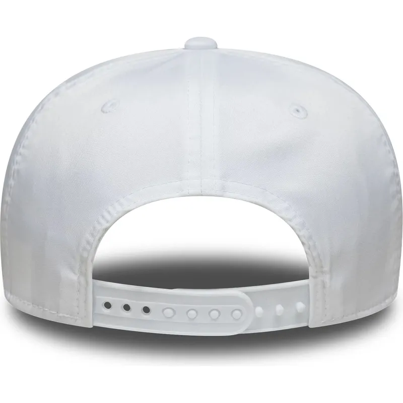 cap-zaoblena-white-snapback-9seventy-new-era