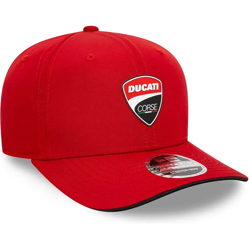 cap-zaoblena-red-snapback-9seventy-stretch-snap-core-ducati-motor-motogp-new-era