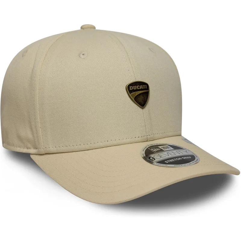 beige-gebogene-snapback-kappe-9seventy-stretch-snap-seasonal-von-ducati-motor-motogp-von-new-era