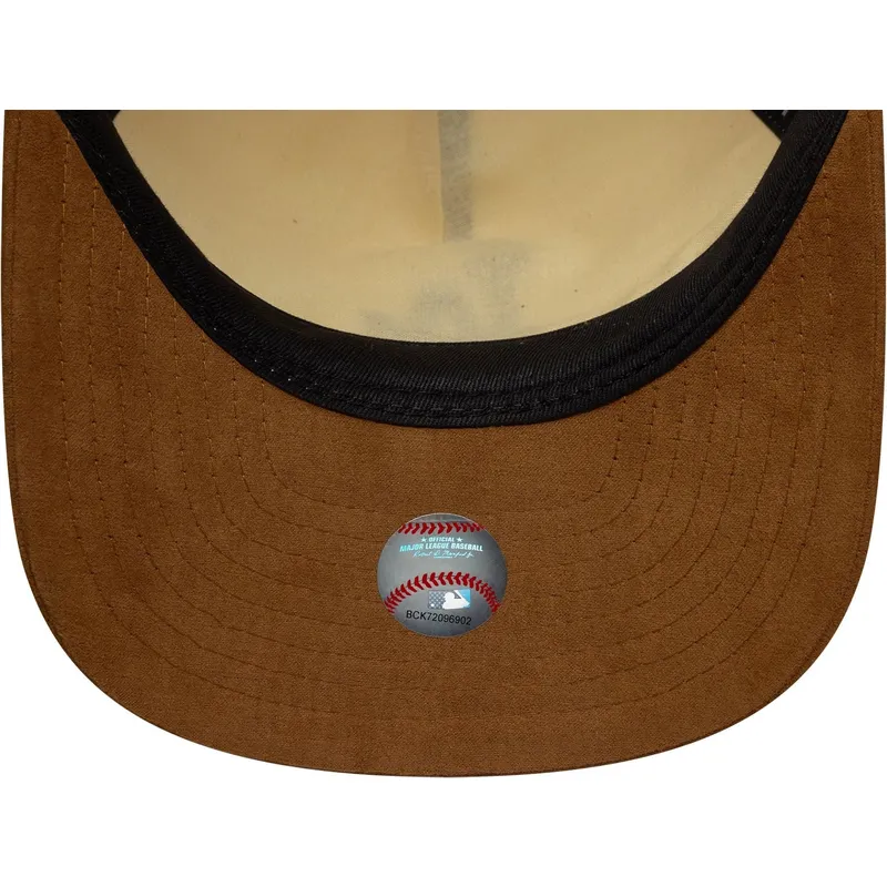 siltovka-zaoblena-hneda-nastavitelny-9fifty-a-frame-suede-visor-los-angeles-dodgers-mlb-new-era