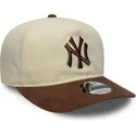 siltovka-zaoblena-hneda-nastavitelny-9fifty-a-frame-suede-visor-new-york-yankees-mlb-new-era