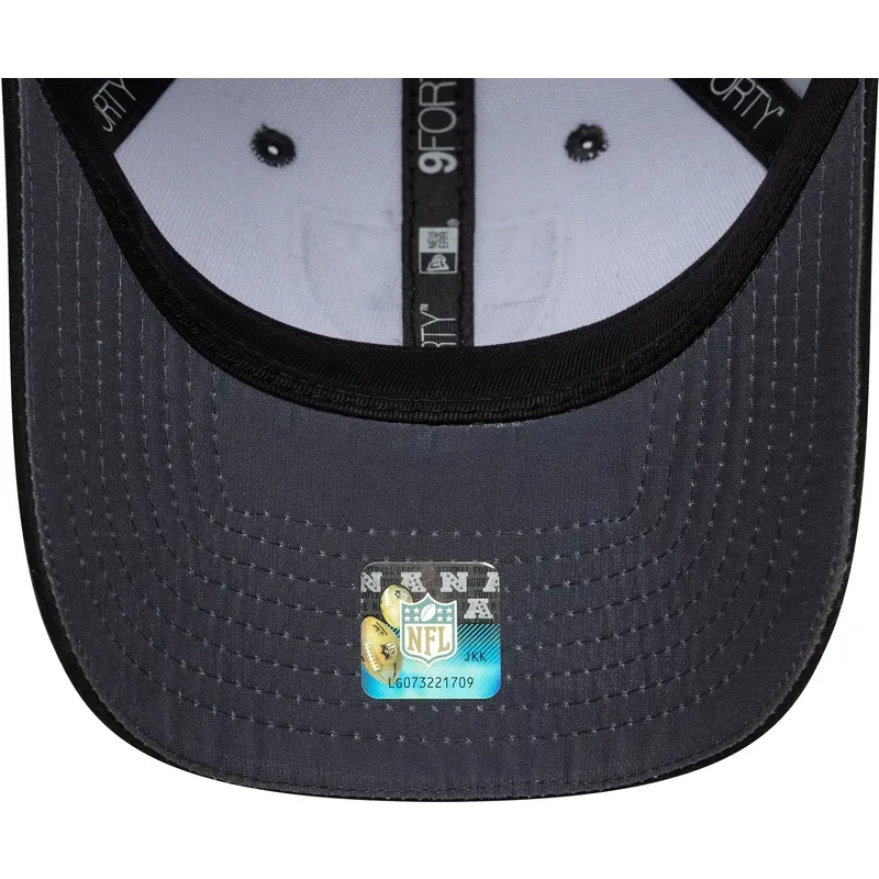 cap-zaoblena-gray-adjustable-strap-9forty-microfibre-las-vegas-raiders-nfl-new-era