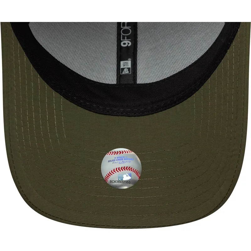 cap-zaoblena-green-adjustable-strap-9forty-recycled-midi-los-angeles-dodgers-mlb-new-era
