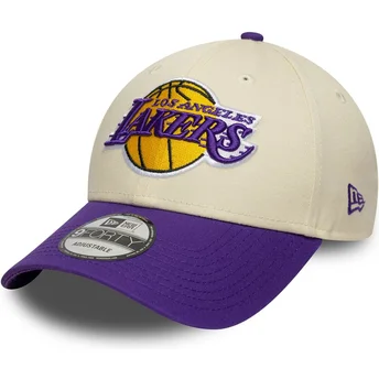 Gebogene beige und violette verstellbare Kappe 9FORTY Colour Block der Los Angeles Lakers NBA von New Era