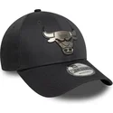 graue-gebogene-snapback-kappe-9forty-metallic-der-chicago-bulls-nba-von-new-era