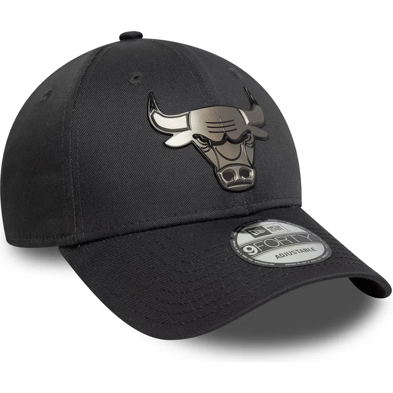 new-era-curved-brim-9forty-metallic-chicago-bulls-nba-grey-snapback-cap