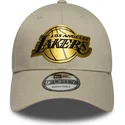 beige-gebogene-snapback-kappe-9forty-metallic-der-los-angeles-lakers-nba-von-new-era