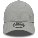 cap-zaoblena-gray-snapback-9forty-mesh-flawless-new-york-yankees-mlb-new-era