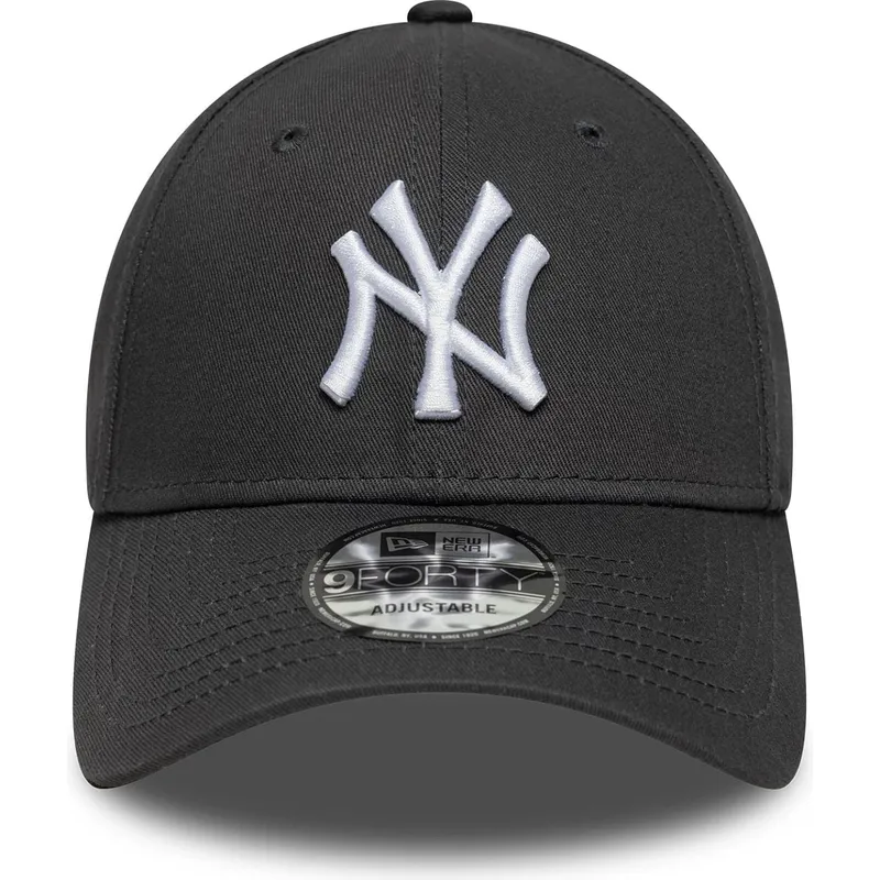cap-zaoblena-gray-adjustable-strap-9forty-league-essential-new-york-yankees-mlb-new-era cap-zaoblena-gray-adjustable-strap-9forty-league-essential-new-york-yankees-mlb-new-era