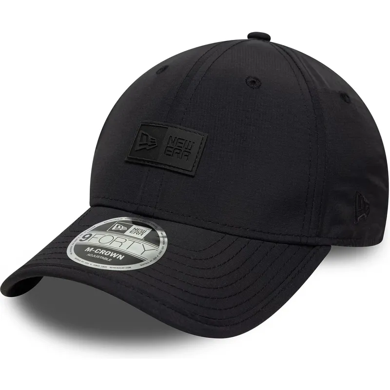 cap-zaoblena-black-adjustable-strap-9forty-m-crown-new-era