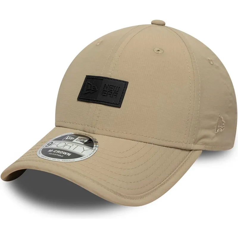 cap-zaoblena-beige-adjustable-strap-9forty-m-crown-new-era