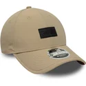 cap-zaoblena-beige-adjustable-strap-9forty-m-crown-new-era