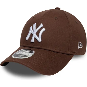 Cap zaoblená brown snapback 9FORTY M-Crown New York Yankees MLB New Era