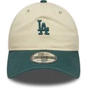 beige-und-grune-verstellbare-curved-cap-9twenty-mini-washed-der-los-angeles-dodgers-mlb-von-new-era
