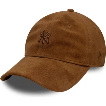 Šiltovky zaoblená hnedá nastaviteľný pásik 9TWENTY Suede New York Yankees MLB New Era
