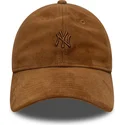 cap-zaoblena-brown-adjustable-strap-9twenty-suede-new-york-yankees-mlb-new-era