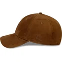 gorra-curva-marron-ajustable-con-logo-marron-9twenty-suede-de-new-york-yankees-mlb-de-new-era