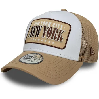 Gorra trucker blanca y marrón A Frame Location de New York Ciudades y Playas de New Era