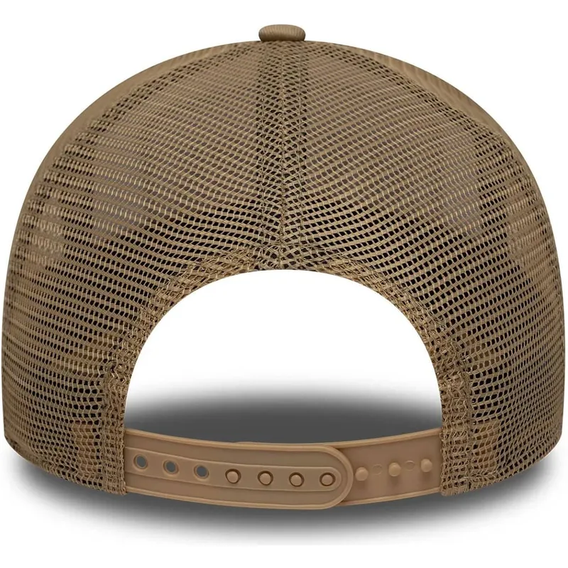 cap-zaoblena-brown-snapback-a-frame-frame-location-new-york-ciudades-y-playas-new-era