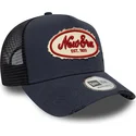 siltovka-zaoblena-tmavomodra-snapback-a-frame-oval-canvas-distress-new-era