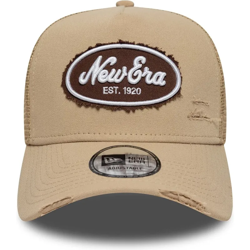 siltovka-zaoblena-hneda-snapback-a-frame-oval-canvas-distress-new-era