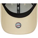 cap-zaoblena-beige-adjustable-strap-9forty-metallic-new-york-yankees-mlb-new-era