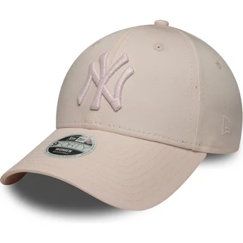 Šiltovky zaoblená ružová nastaviteľný pásik 9FORTY Metallic New York Yankees MLB New Era