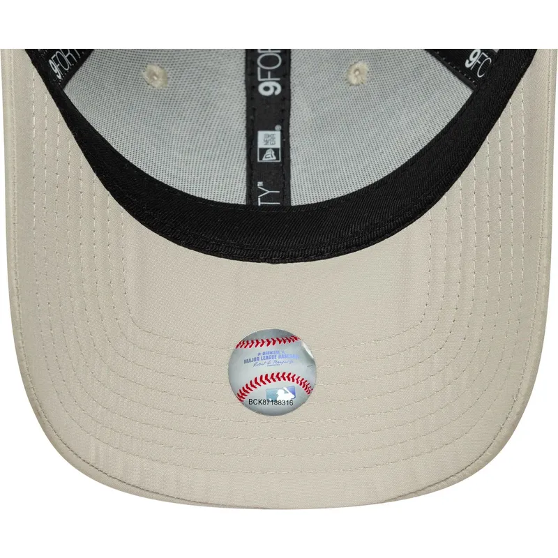 siltovka-zaoblena-bezova-nastavitelny-dorado-9forty-flawless-new-york-yankees-mlb-new-era