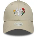 cap-zaoblena-beige-adjustable-strap-9forty-floral-icon-new-york-yankees-mlb-new-era