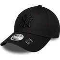 cap-zaoblena-black-adjustable-strap-9forty-bow-back-new-york-yankees-mlb-new-era