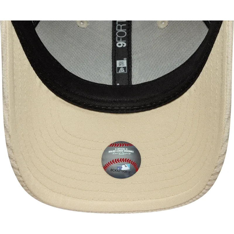 new-era-curved-brim-women-9forty-m-crown-pastel-cord-los-angeles-dodgers-mlb-beige-adjustable-cap-with-beige-logo