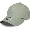 siltovky-zaoblena-zelena-nastavitelny-pasik-claro-9forty-m-crown-pastel-cord-new-york-yankees-mlb-new-era