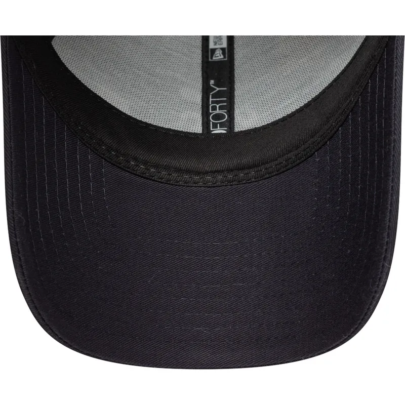 cap-zaoblena-navy-blue-adjustable-strap-9forty-new-era