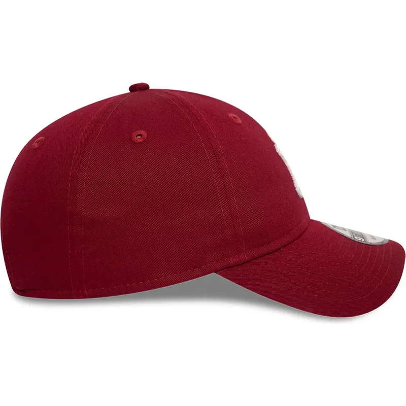 gorra-curva-roja-oscuro-ajustable-9twenty-league-essential-de-new-york-yankees-mlb-de-new-era