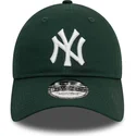 gorra-curva-verde-oscuro-ajustable-9twenty-league-essential-de-new-york-yankees-mlb-de-new-era