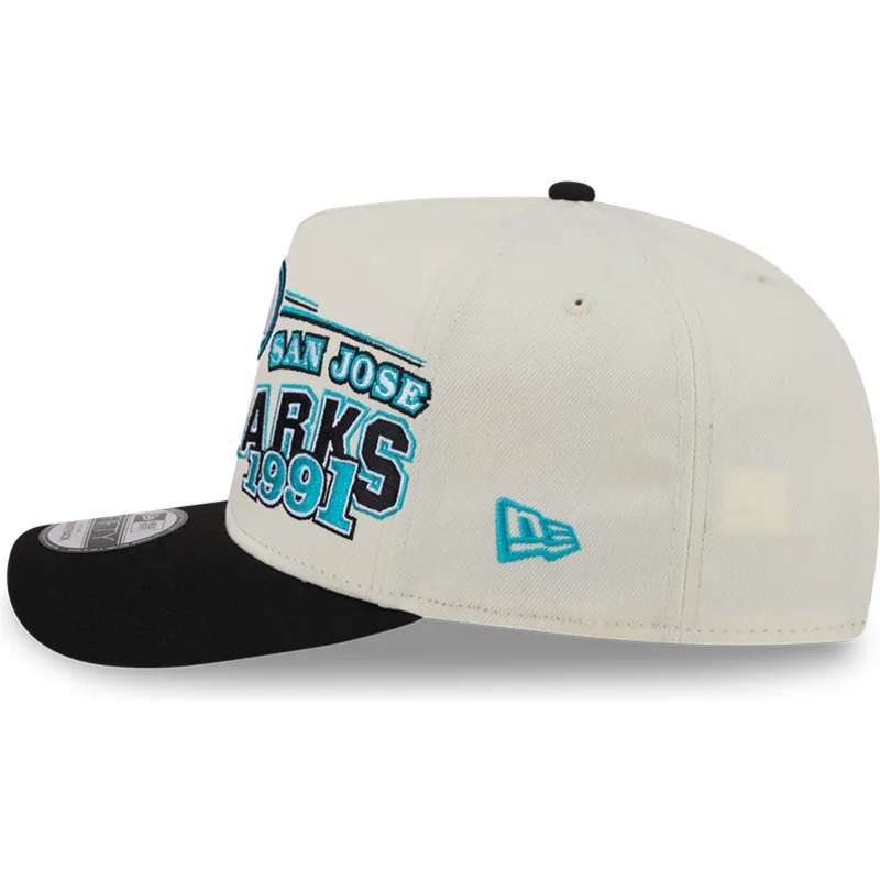 gorra-curva-beige-y-negra-snapback-9fifty-a-frame-classic-de-san-jose-sharks-nhl-de-new-era