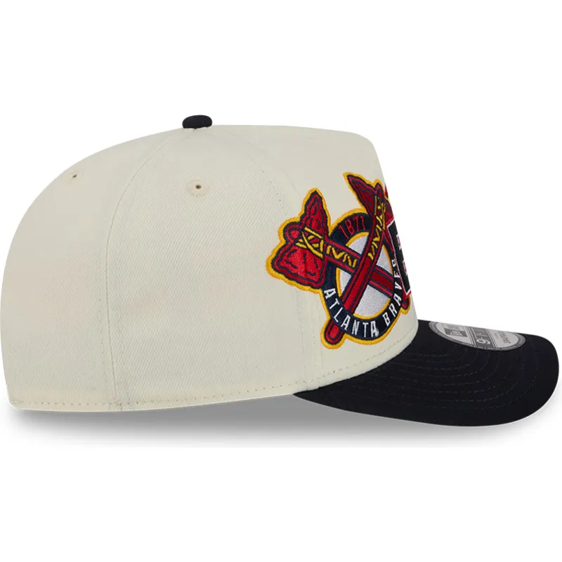 beige-und-schwarze-gebogene-snapback-kappe-9fifty-a-frame-classic-der-atlanta-braves-mlb-von-new-era